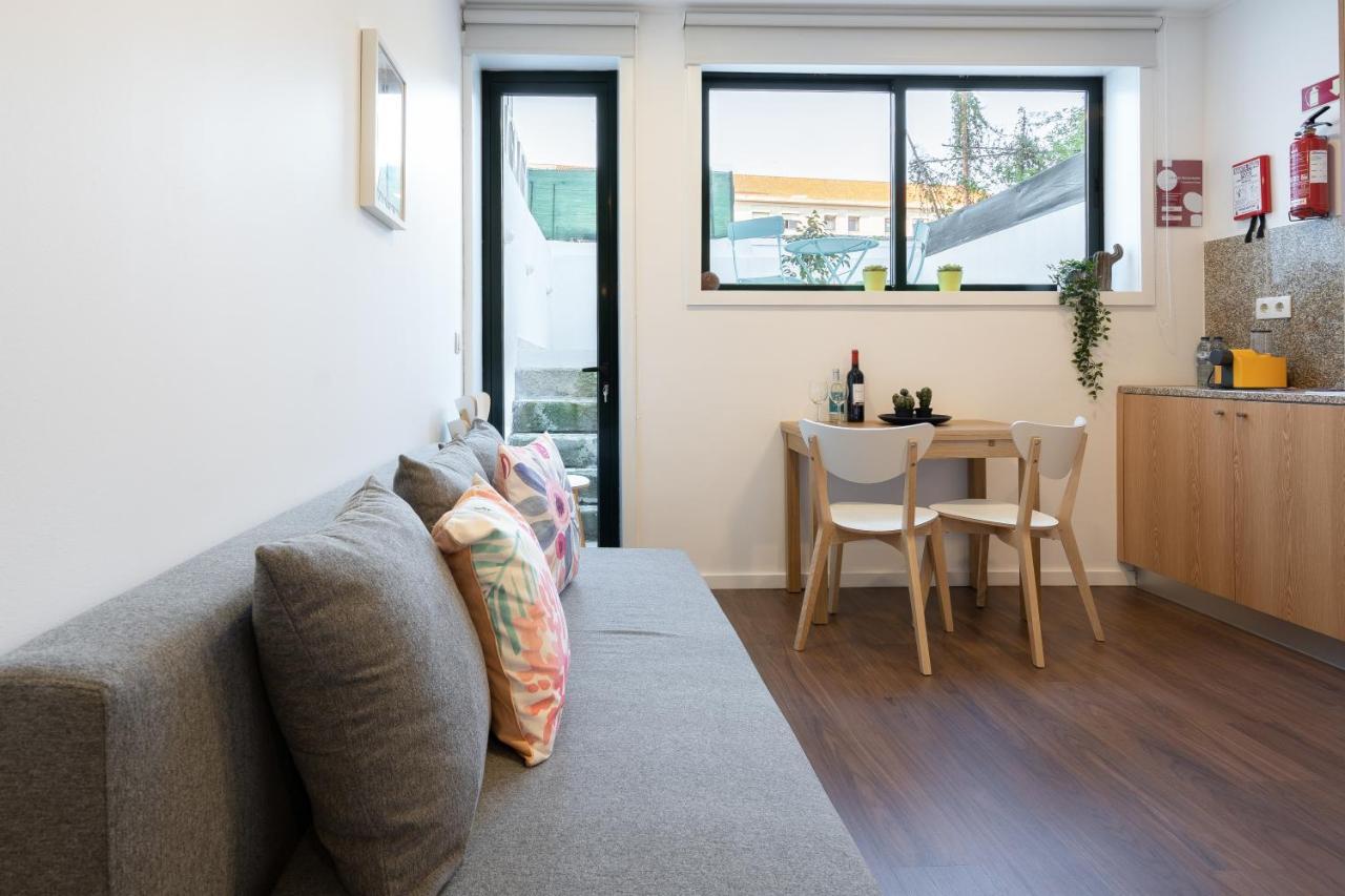 Host Wise - Modern Studios With Terrace - Walk Everywhere Porto Zewnętrze zdjęcie