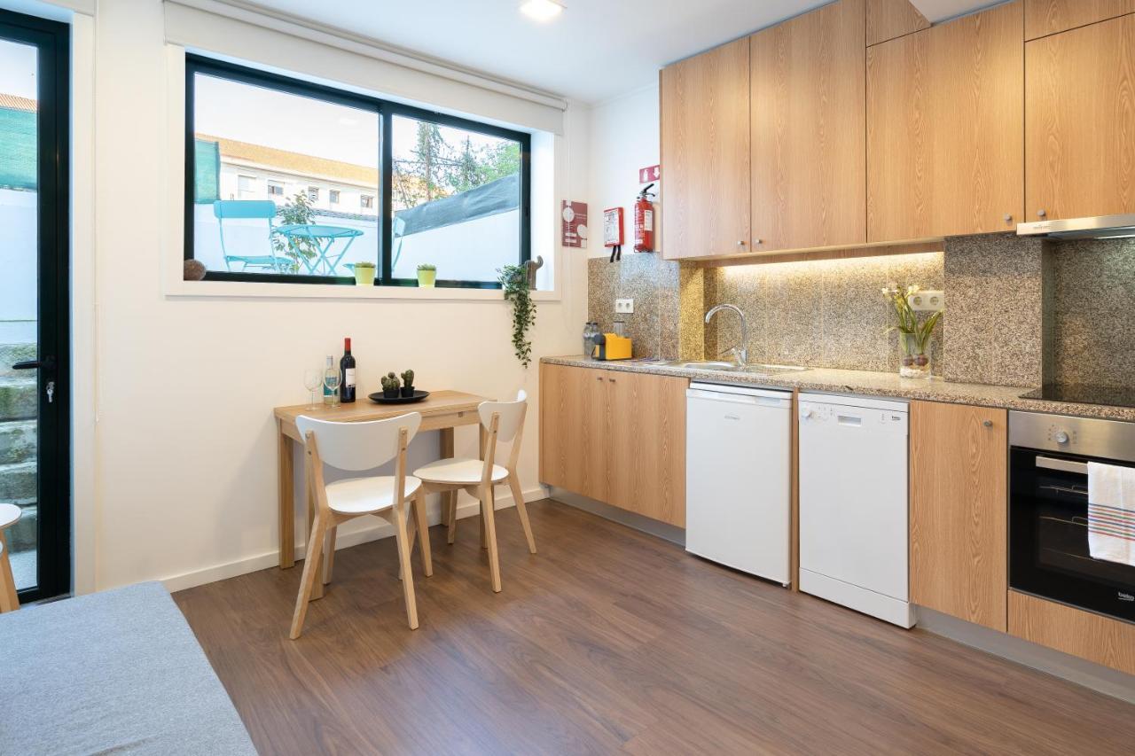 Host Wise - Modern Studios With Terrace - Walk Everywhere Porto Zewnętrze zdjęcie