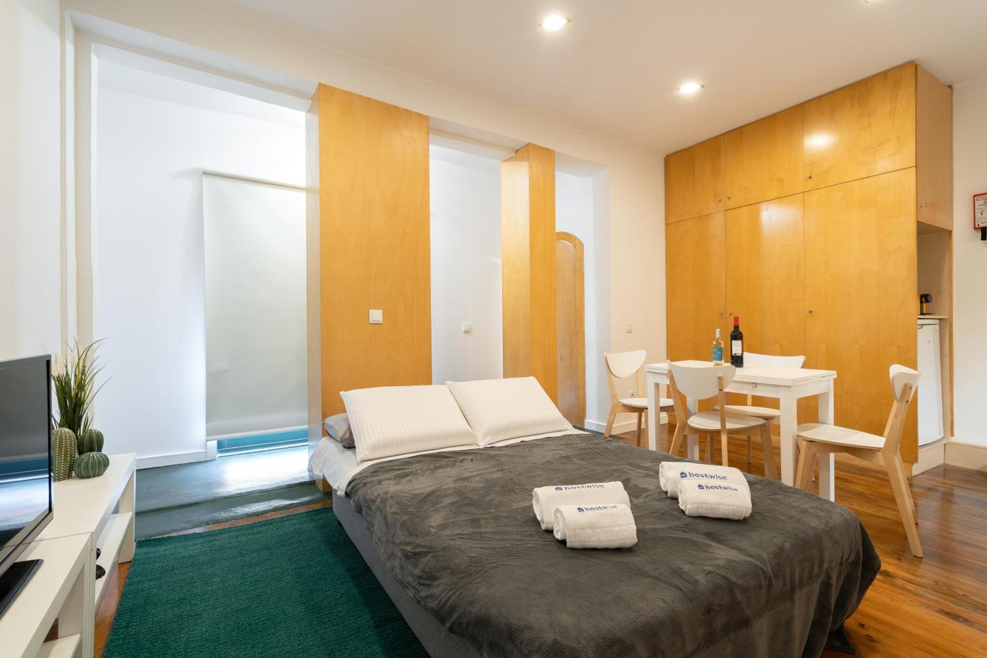 Host Wise - Modern Studios With Terrace - Walk Everywhere Porto Pokój zdjęcie