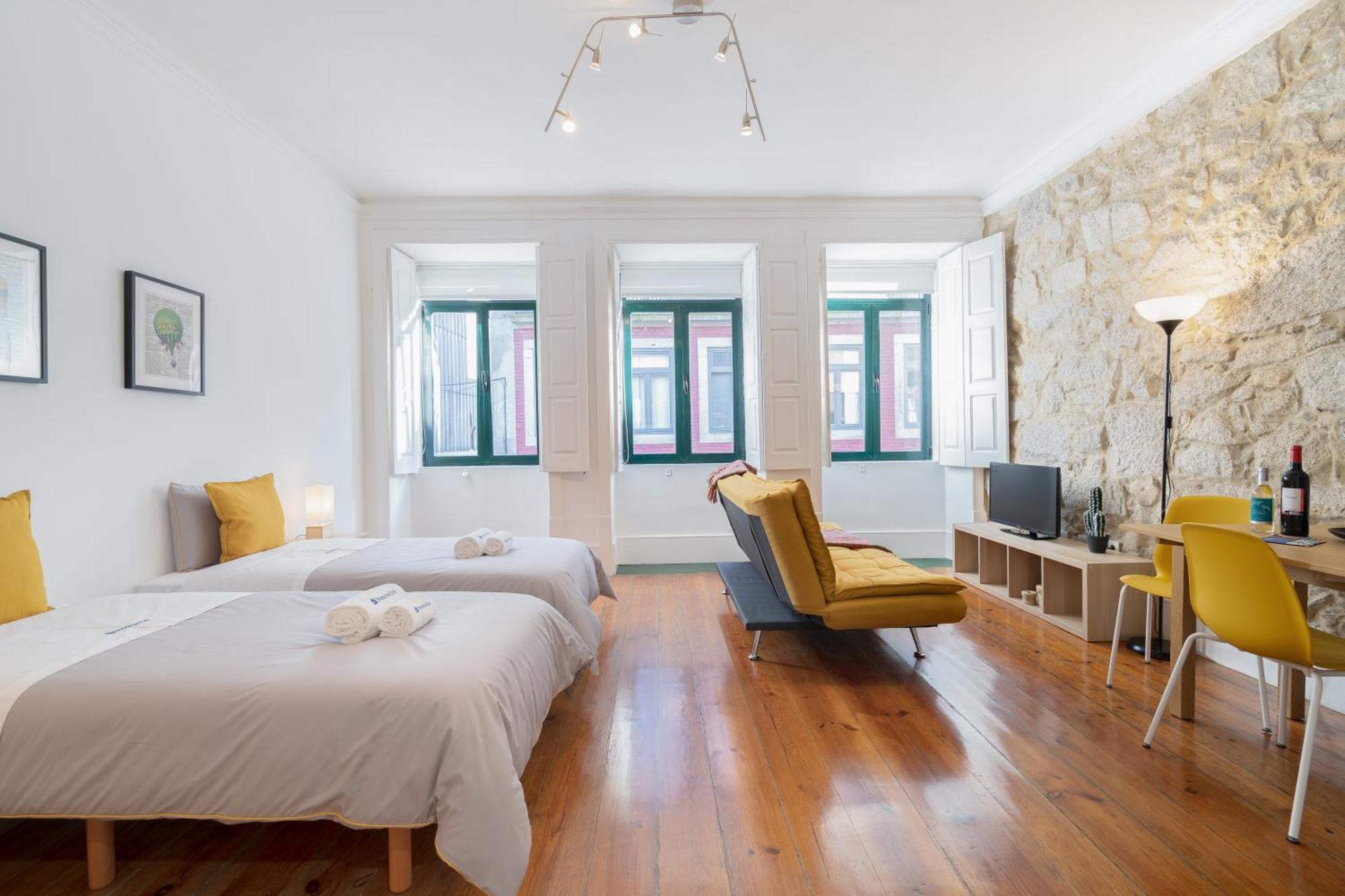 Host Wise - Modern Studios With Terrace - Walk Everywhere Porto Pokój zdjęcie